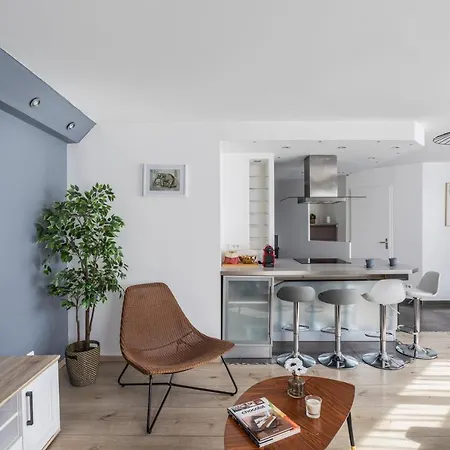 Apartment Le Crucy - T2 Avec Parking Nantes