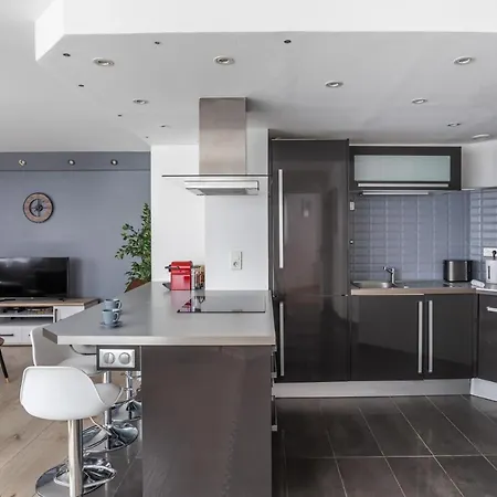 Le Crucy - T2 Avec Parking