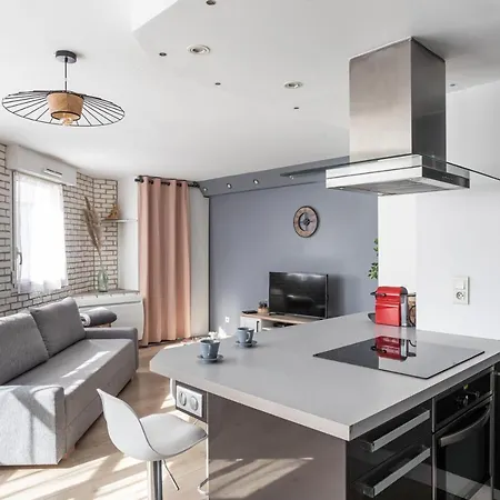 Le Crucy - T2 Avec Parking Apartamento